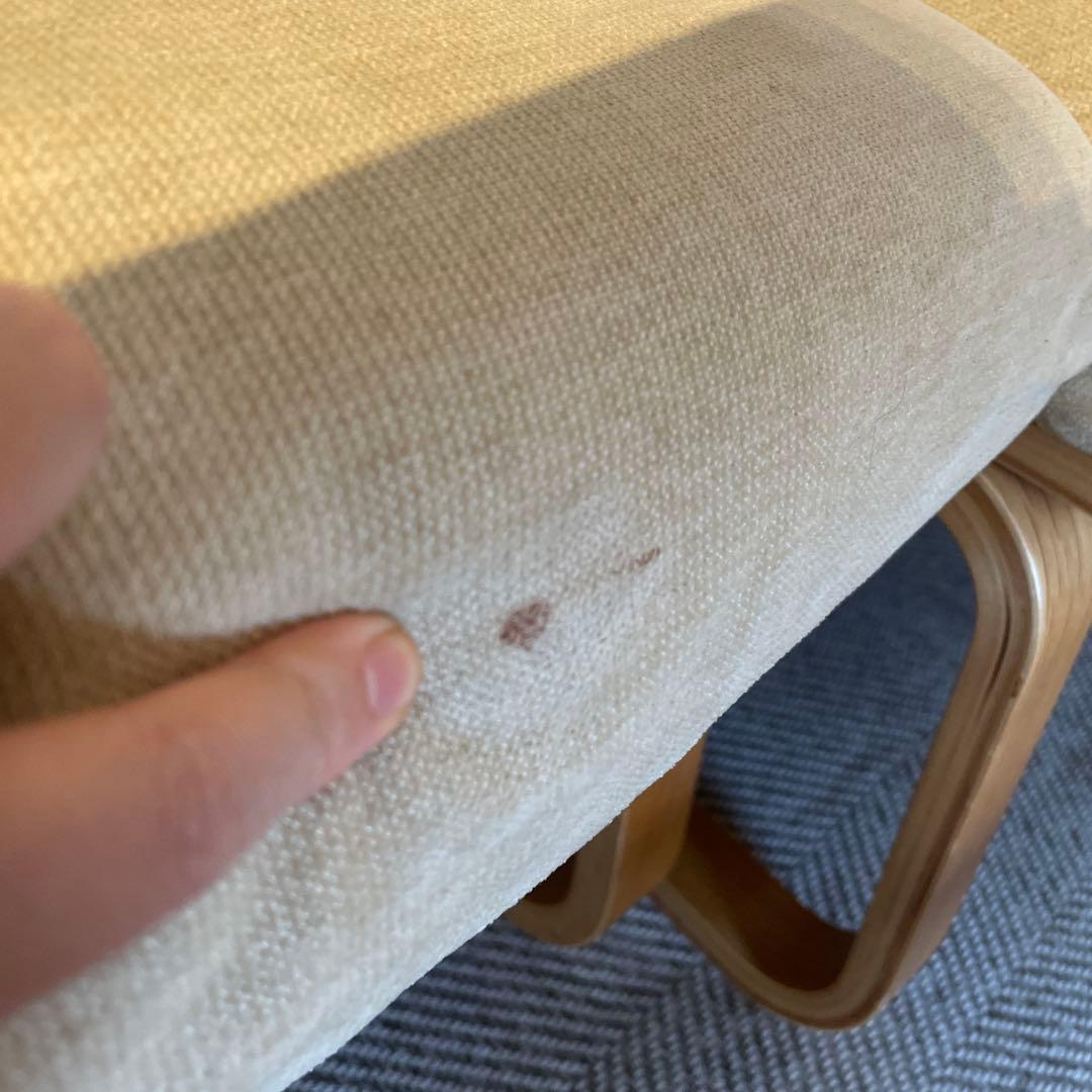 リビングでもダイニングでも使えるソファテーブルベンチ4点