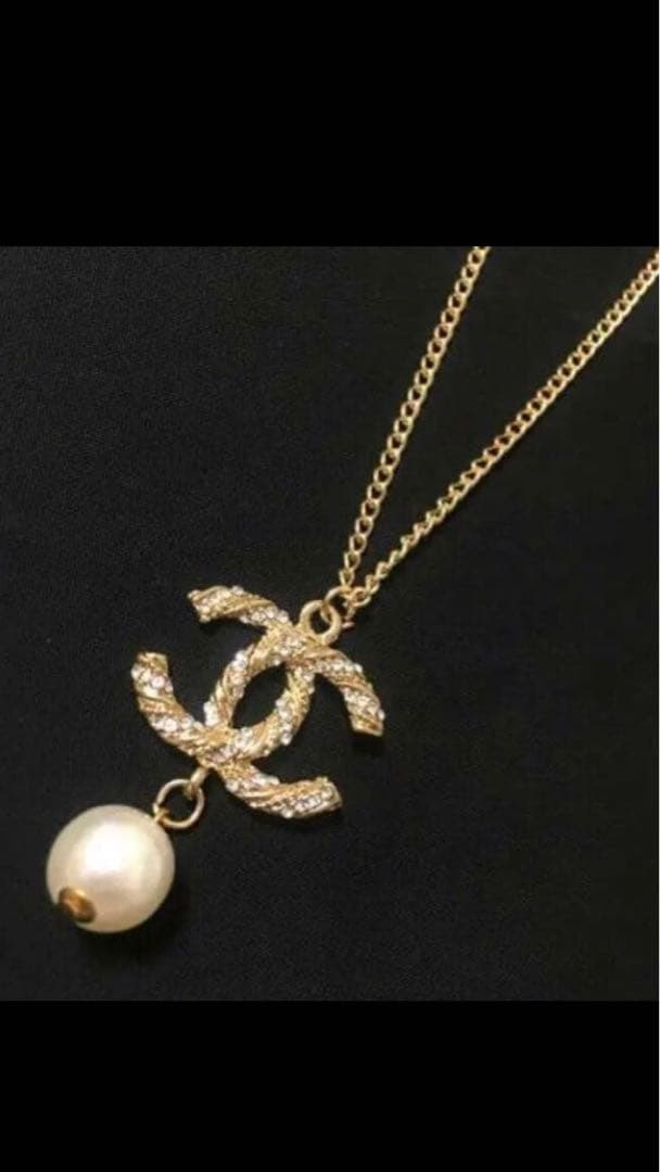 シャネル　ノベルティネックレス