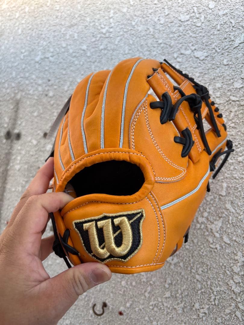 Wilson 硬式グローブ オレンジ クマのロゴ