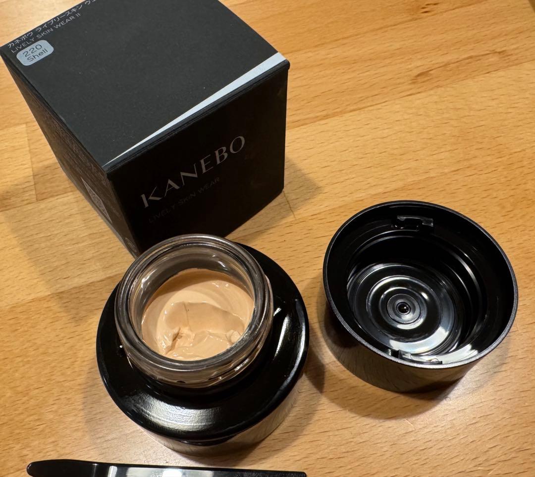 kanebo ライブリースキンウェアII 220 クリームファンデ