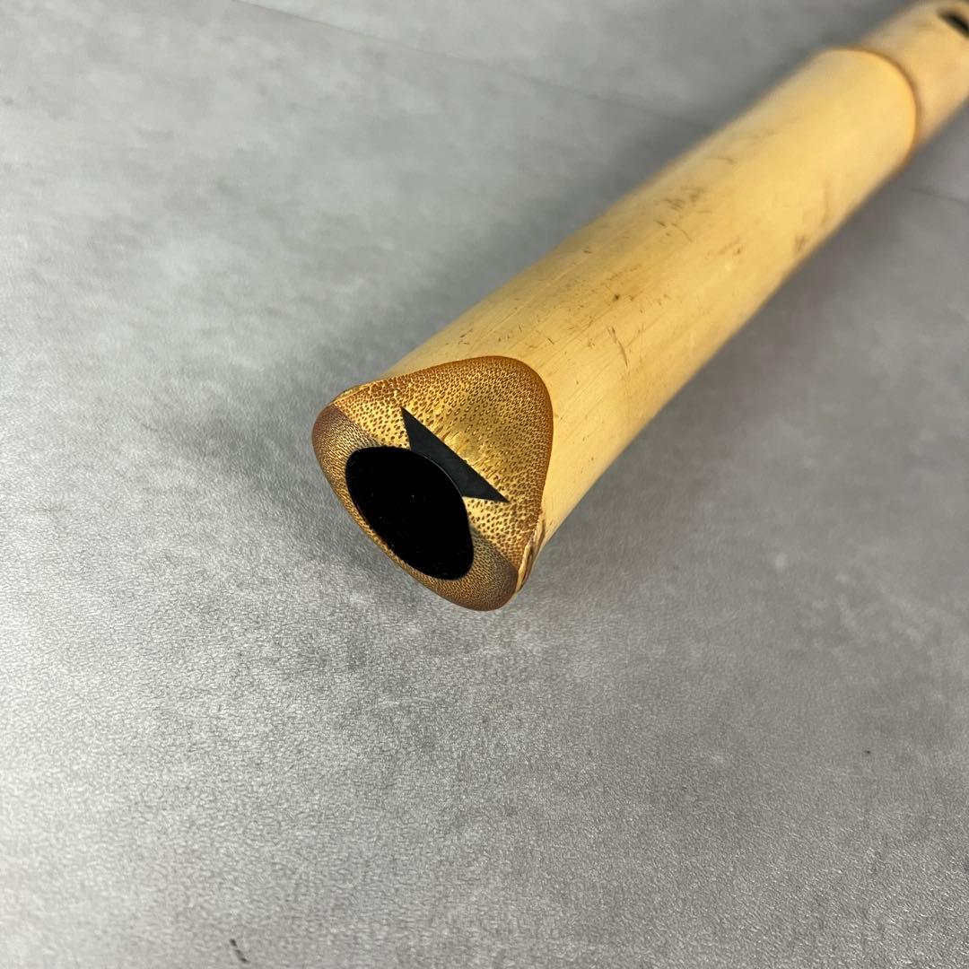 人気　尺八　琴古流　バチ型　銘あり　竹治　1印　1尺6寸　5孔　和楽器