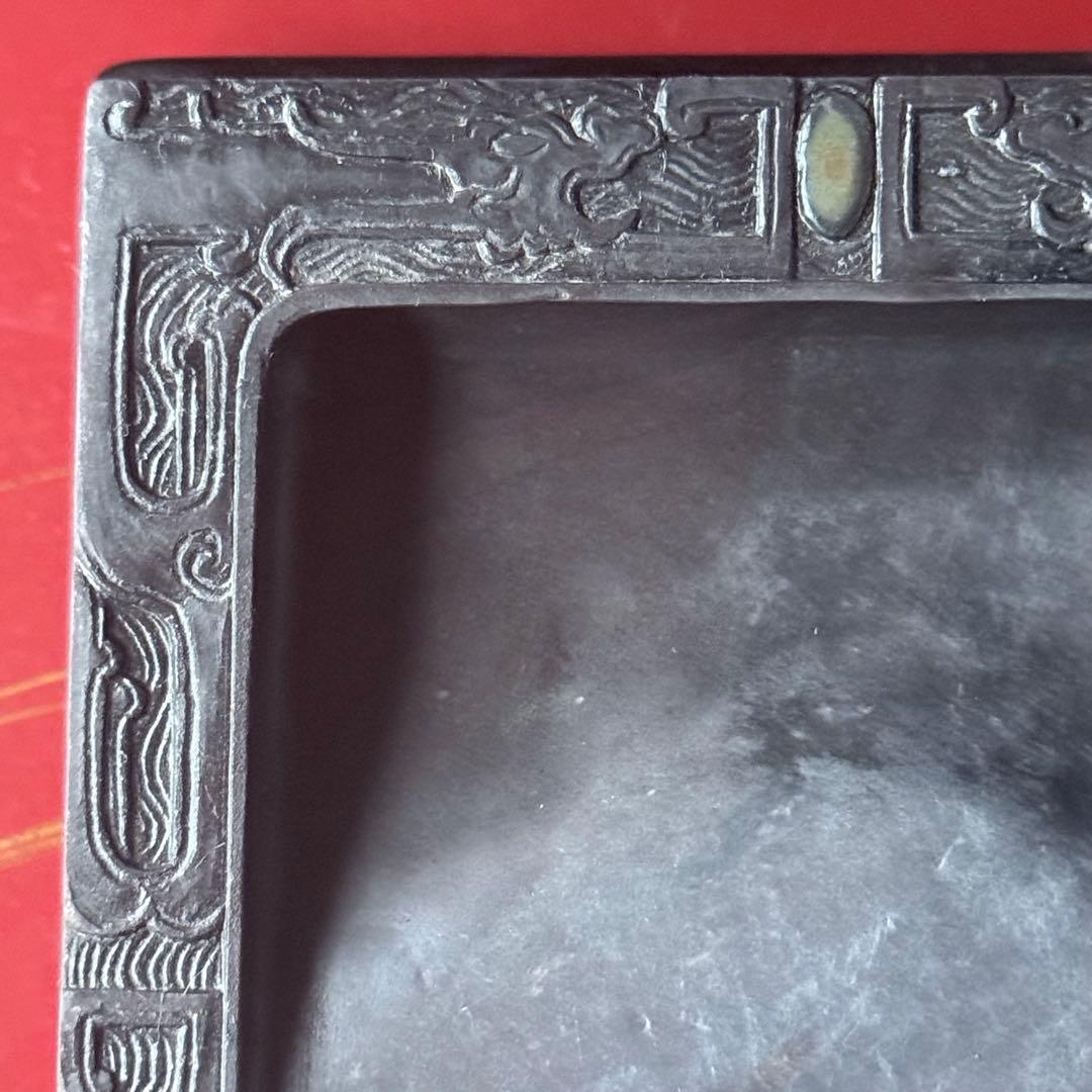 大雪特価‼️新春期間限定‼️不世出の名品‼️旧家蔵出端渓硯『古松❌瀧　硯』」唐木箱1点