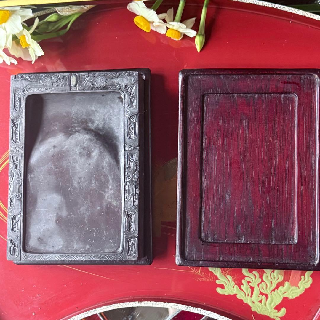 大雪特価‼️新春期間限定‼️不世出の名品‼️旧家蔵出端渓硯『古松❌瀧　硯』」唐木箱1点