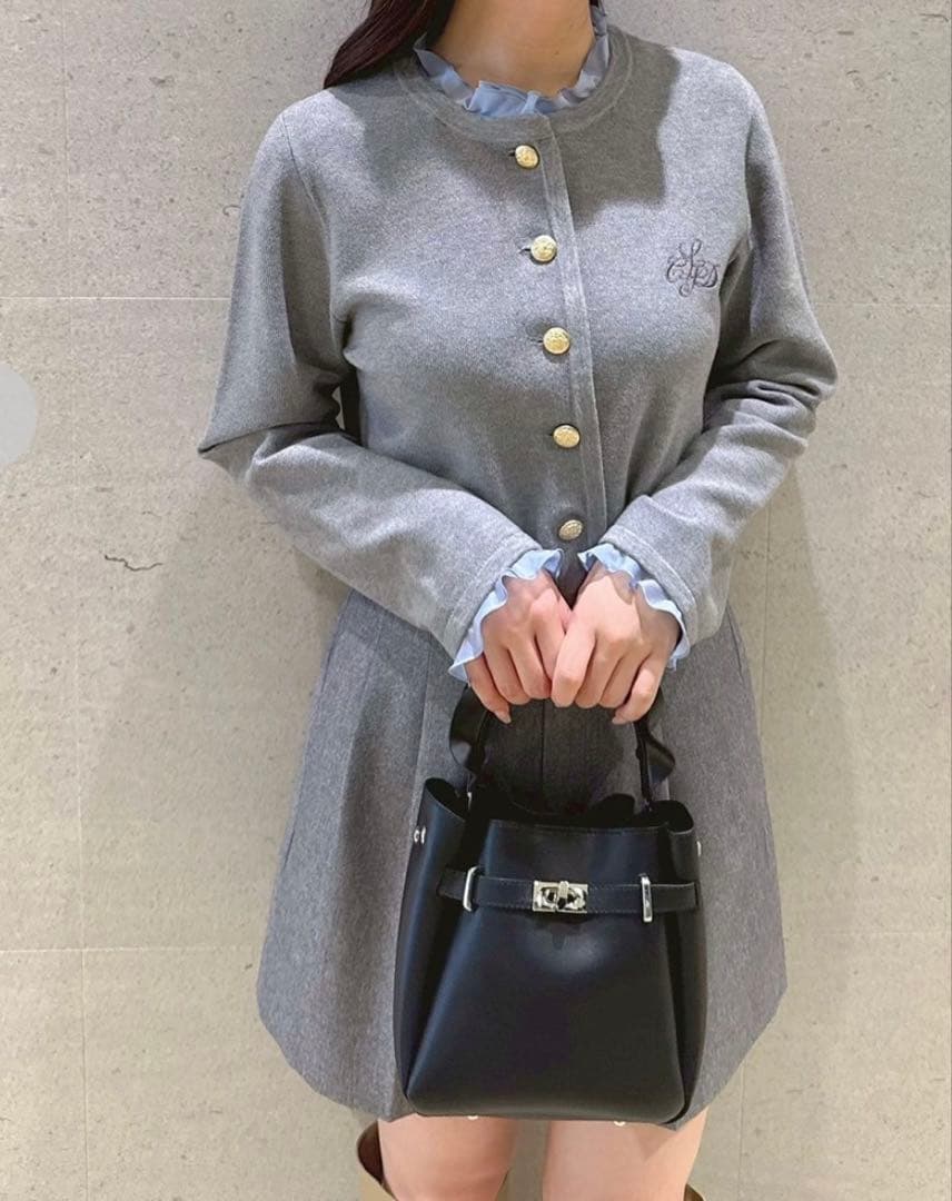 【新品未使用】CELFORD フリルデタッチャブルカーディガン