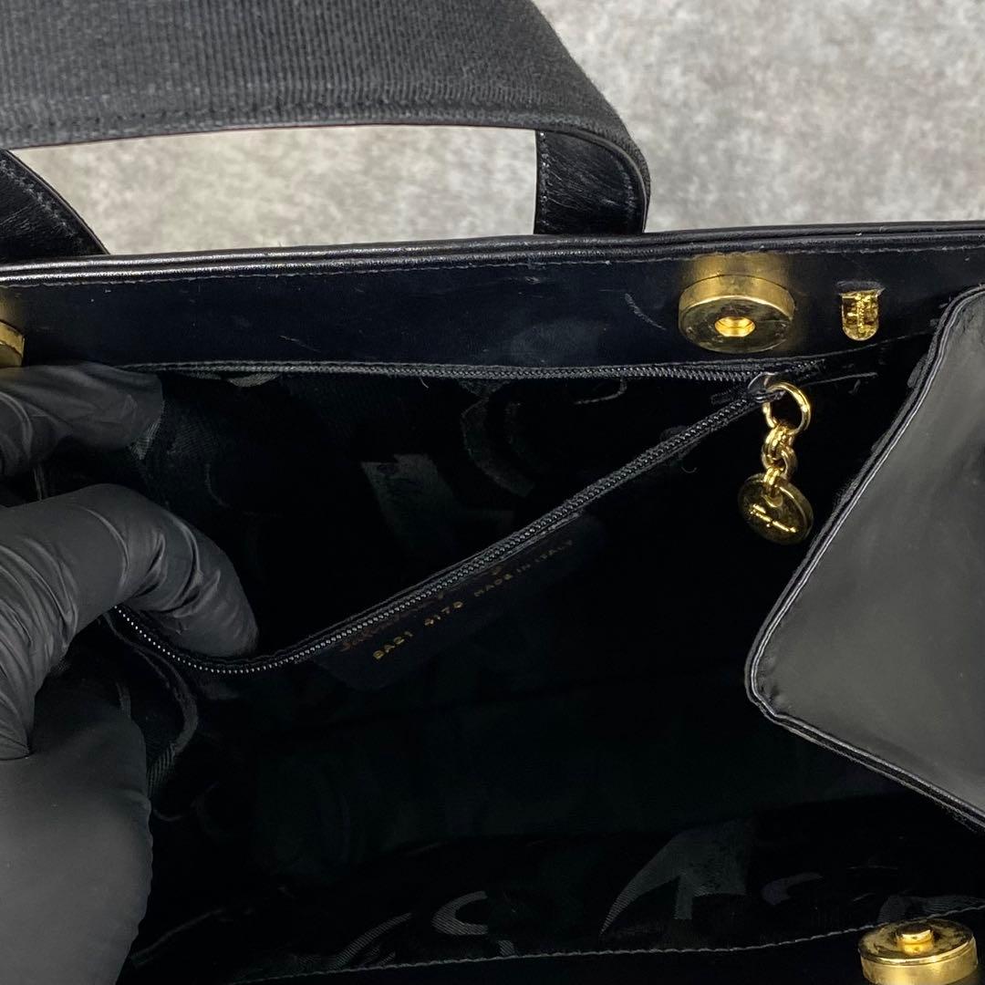 フェラガモ ヴァラ リボン 金具 ハンドバッグ トートバッグ レザー ブラック