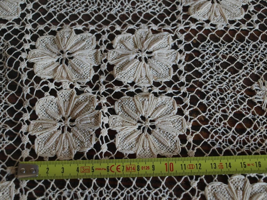 PAUL__ フィレレース丸 テーブルクロス 刺繍レース 花柄 /K032