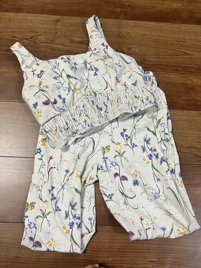 SUKALA ヨガウェア ブラトップ レギンス　ボタニカルシャーリング