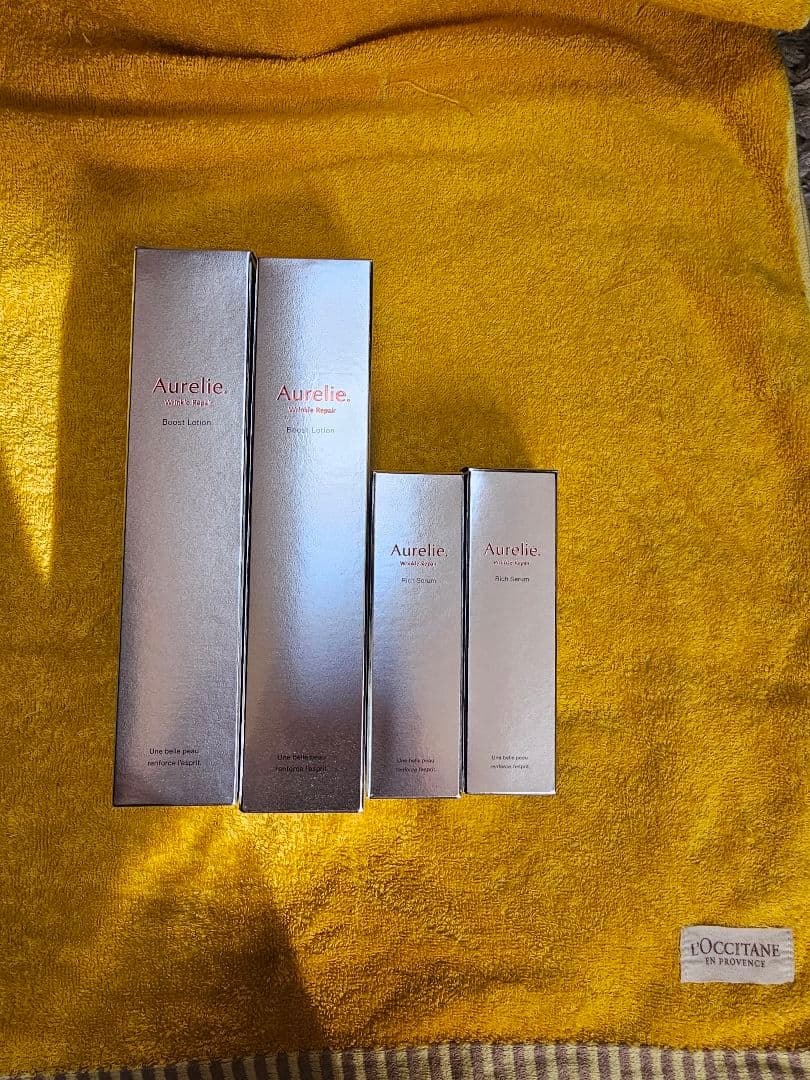 本日限定 値下げMEGUMI Aurelie 化粧水・美容液