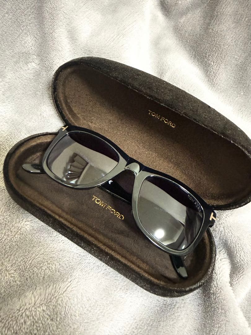 断捨離　【本物】TOM FORD サングラス