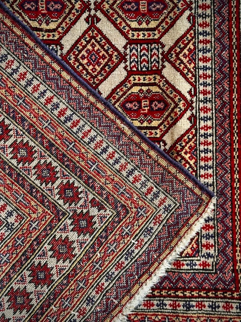 トライバルラグ　ヴィンテージラグ　ペルシャ絨毯　バルーチ族　プリミティブアート