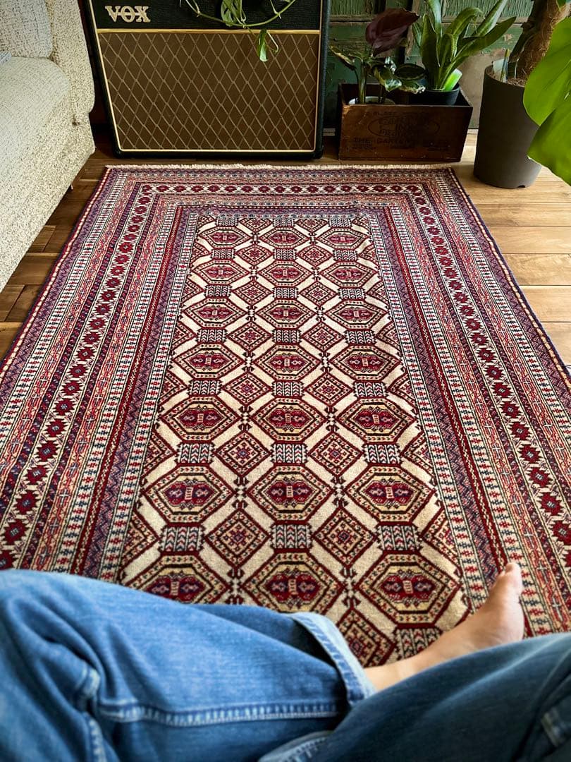 トライバルラグ　ヴィンテージラグ　ペルシャ絨毯　バルーチ族　プリミティブアート