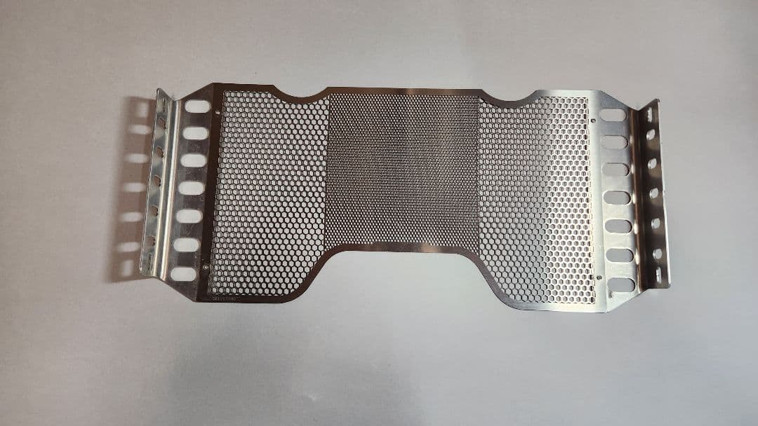 CB1300SF用ラジエターガード