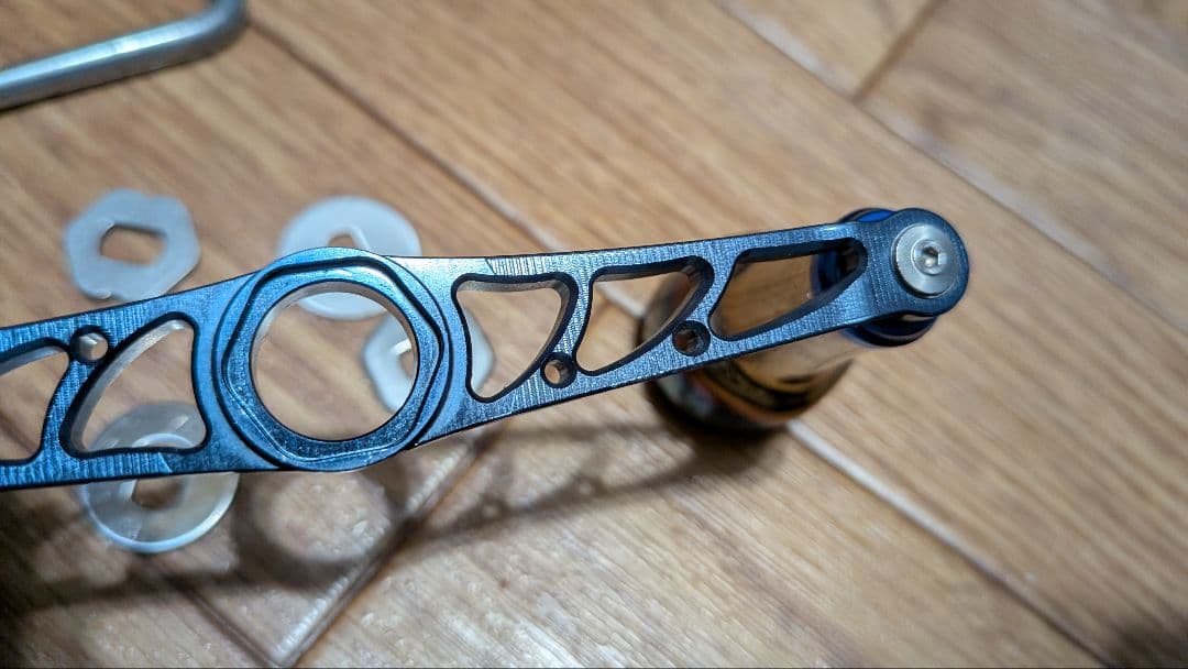 リブレ LIVRE クランク crank 100 シマノ用 カスタムハンドル