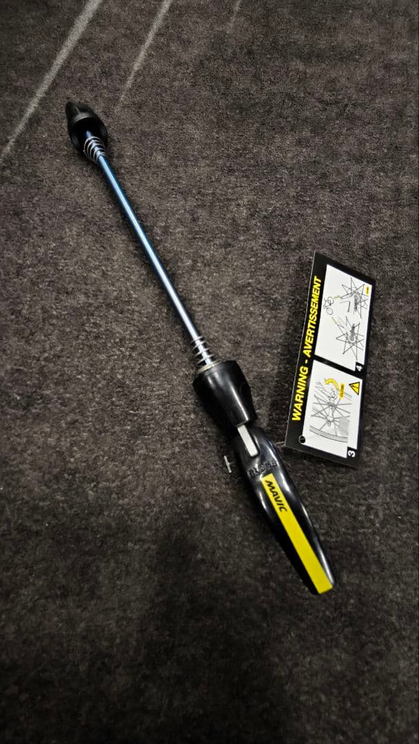 希少品!!MAVICのチタン製クイックレバー前後SETです!!