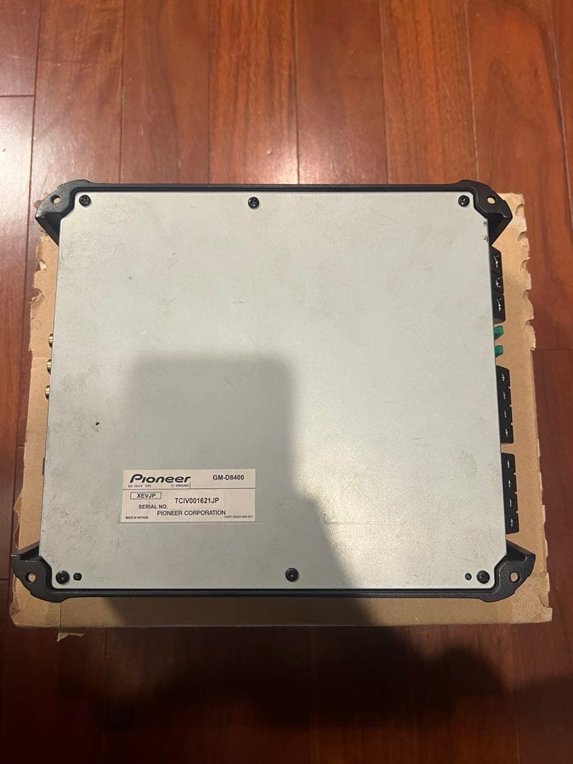 [訳あり]カロッツェリア GM-D8400 4chアンプ