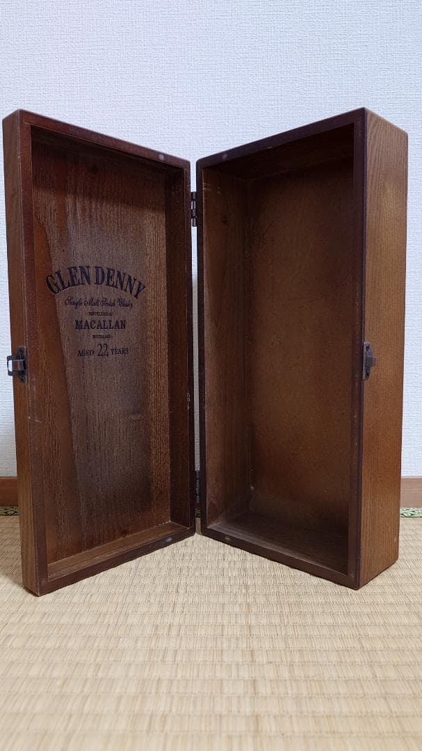 マッカラン22年 木製ケースのみ