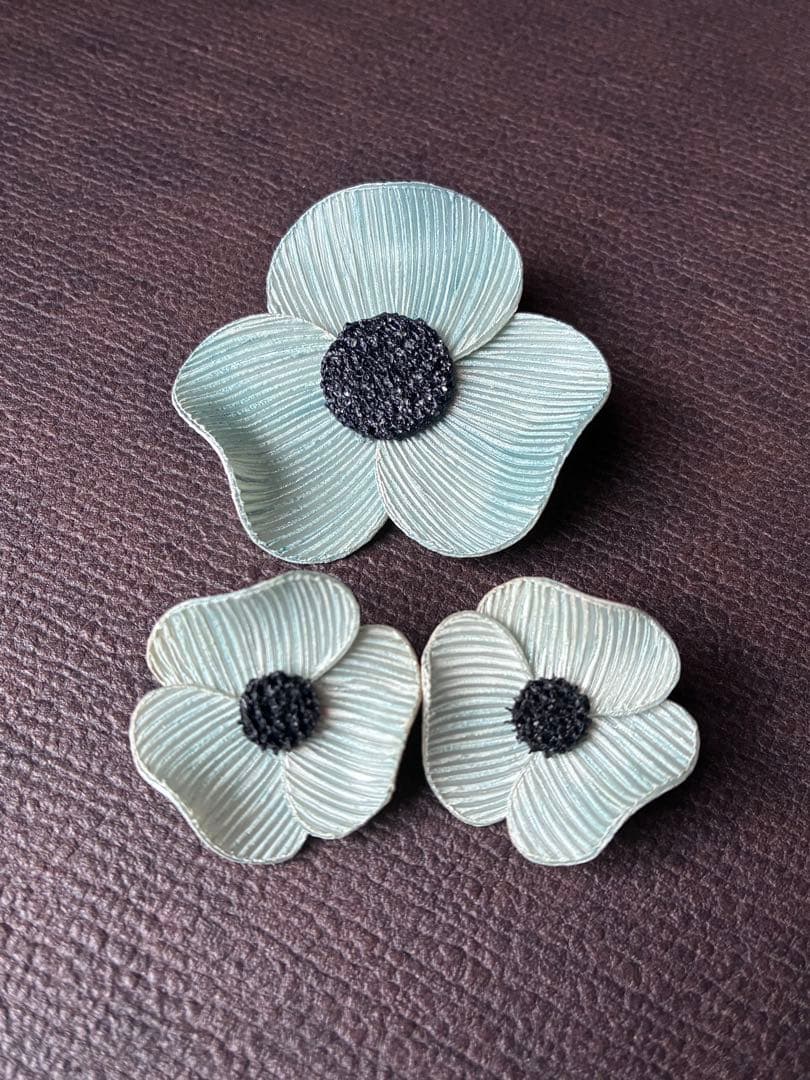 イヤリングとブローチのセット、パリ、Cilea