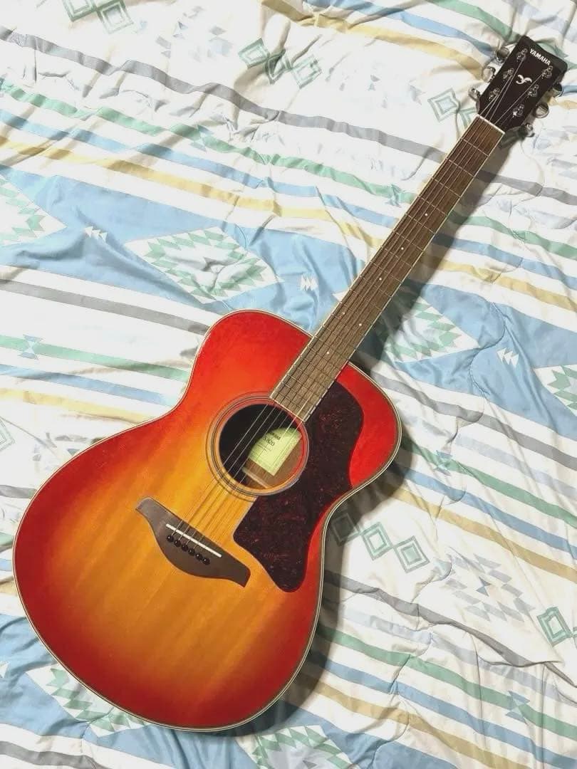 YAMAHA FS-820 アコースティックギター