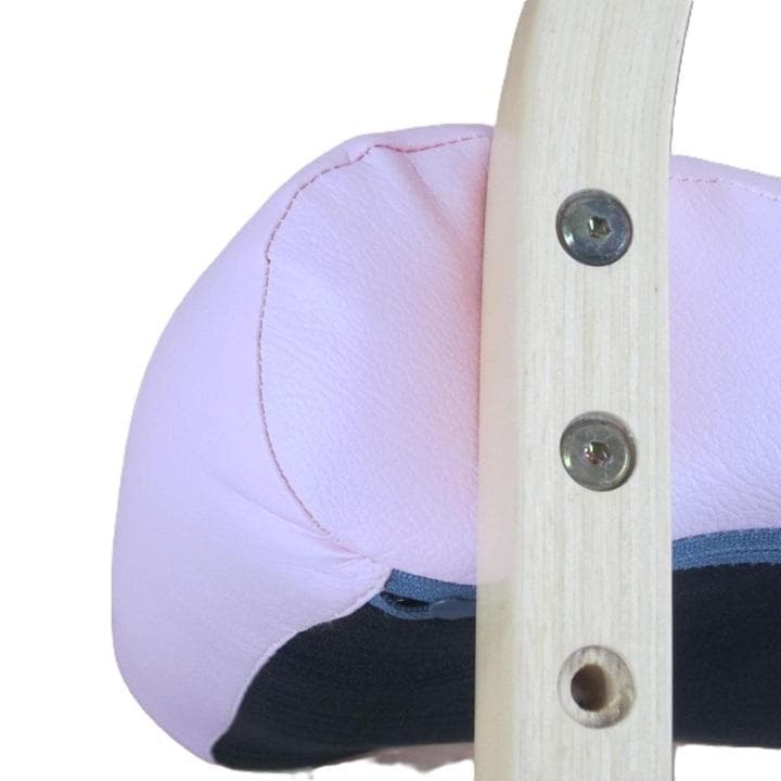 スタッキングチェア ケアー ピンク　座高39・43ｃｍ　掛心地　良い　 小柄