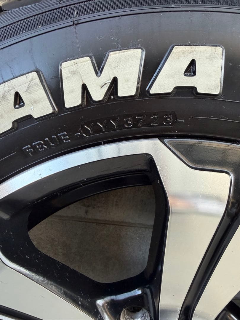 YOKOHAMA PARADA PA03 タイヤホイール4本セット ハイエース