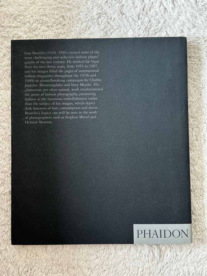 アート・デザイン・音楽 Guy Bourdin by Alison M. Gingeras