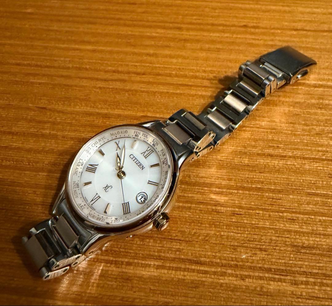 citizen xC ソーラー電波時計 サクラピンクシルバー