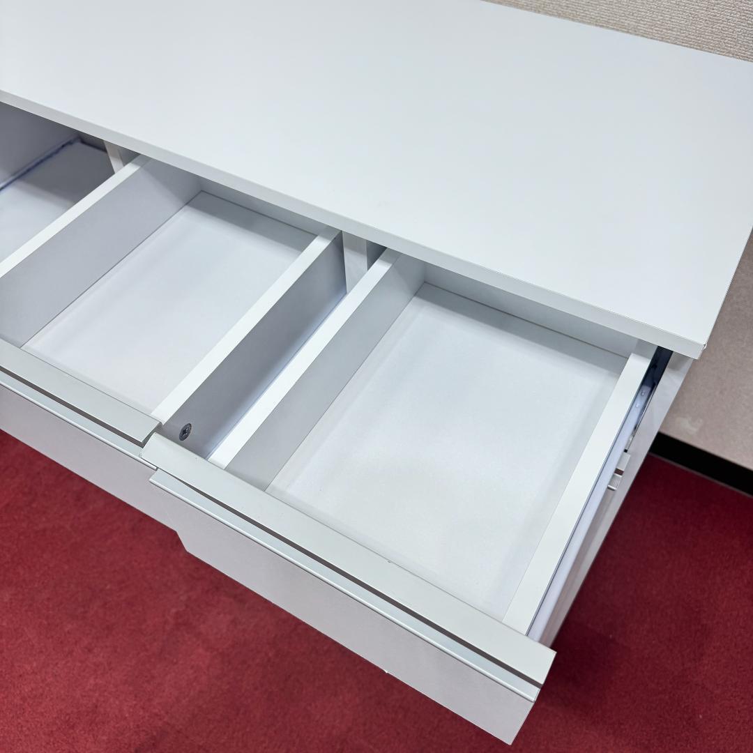 東京23区送料無料　美品キッチンカウンター　スリム レンジ台 コンセント付