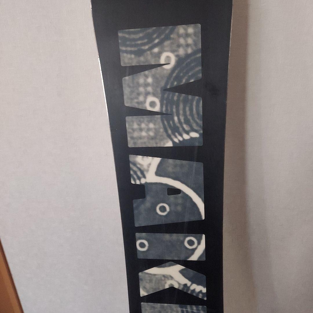 156cm スノーボード 白黒デザイン