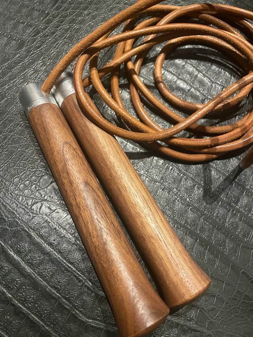 ベルルッティ　縄跳び