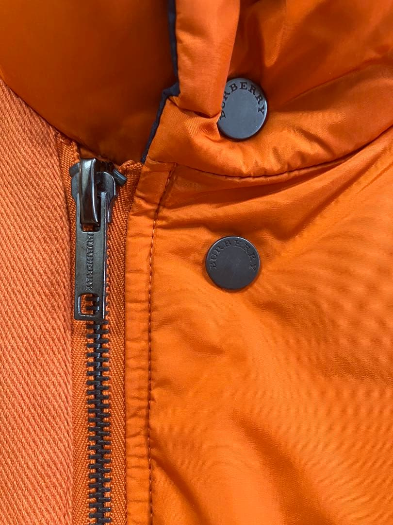 バーバリー　メンズ　Lサイズ　ダウンベスト　リバーシブル 新品 定価10万円超え