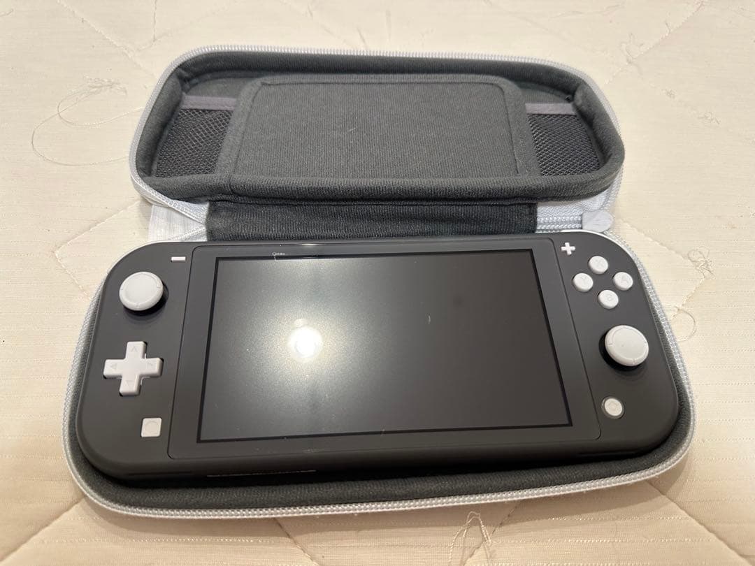 ニンテンドースイッチライト　 Nintendo Switch rite グレー