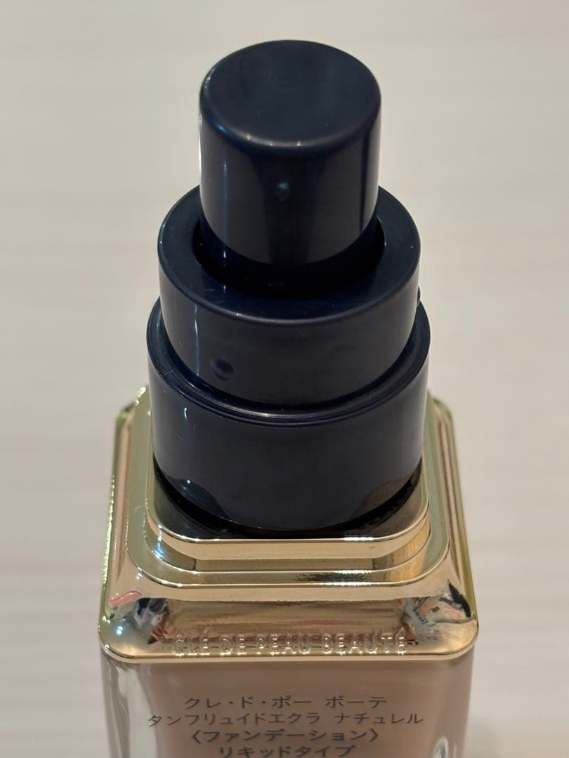 クレドポーボーテ タンフリュイドエクラ ナチュレル オークル20 ☆残量約9割☆