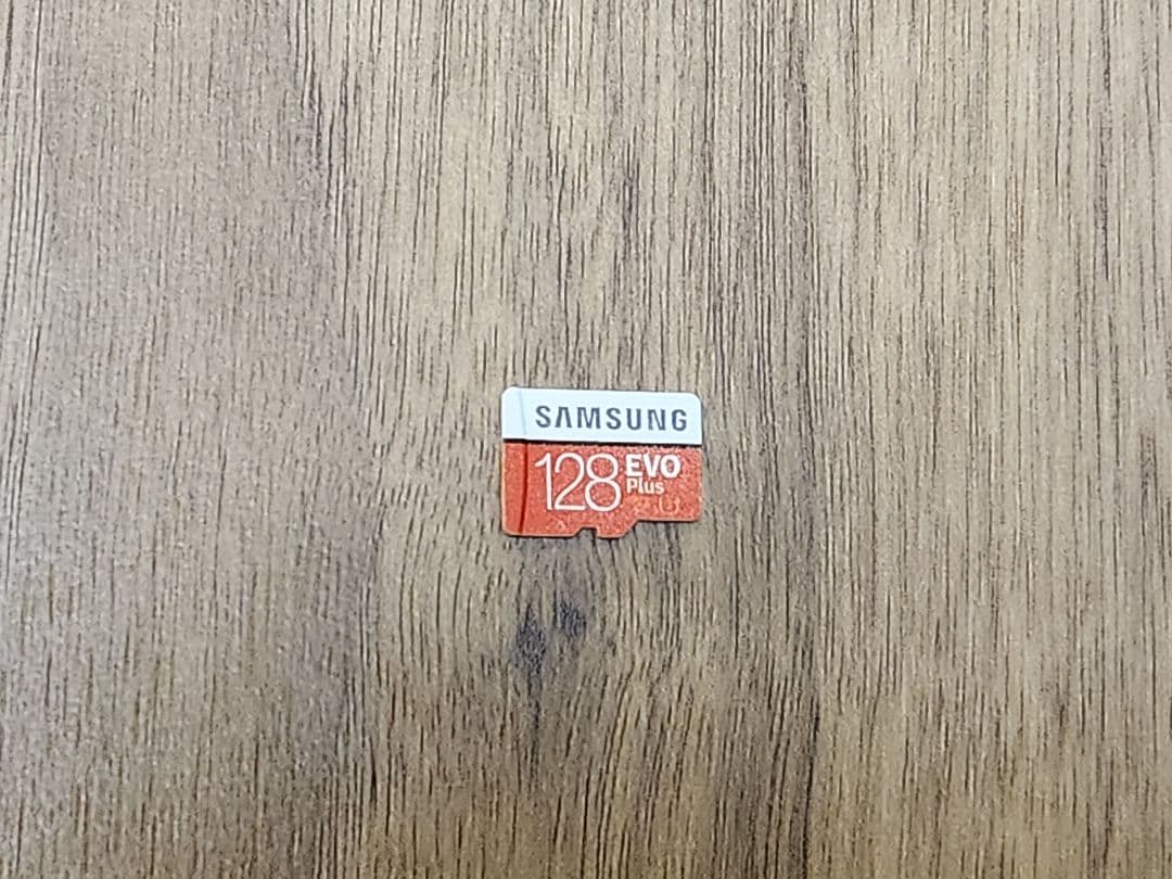 switch 本体 後期 美品 SDカード＋ポーチ付