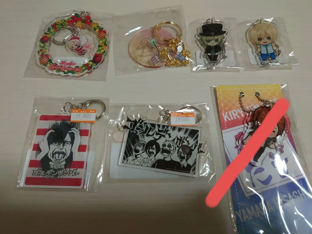 鬼龍院翔さん、ゴールデンボンバー キーホルダー45点
