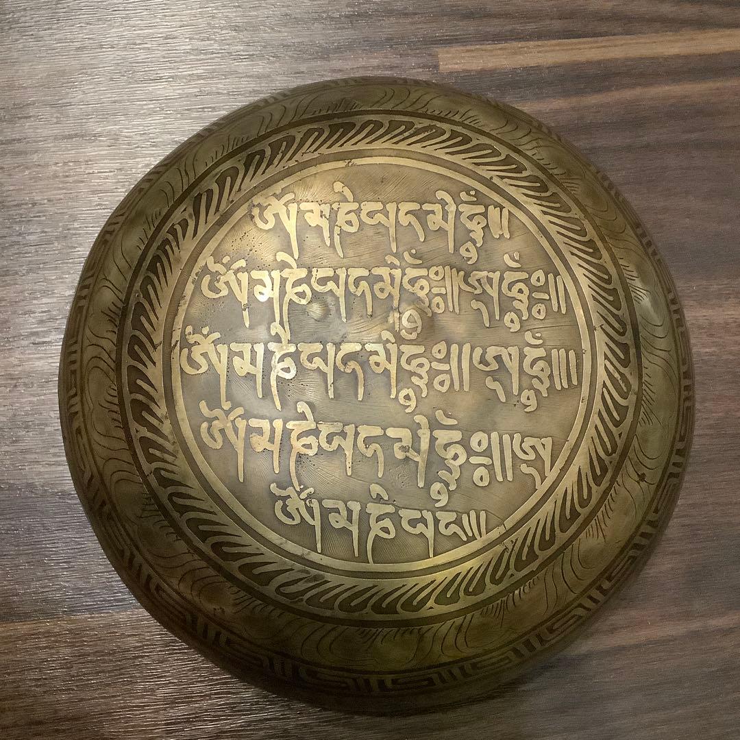 チベット産シンギングボウル新品未使用no1 チベタンボウル 1165g×21cm