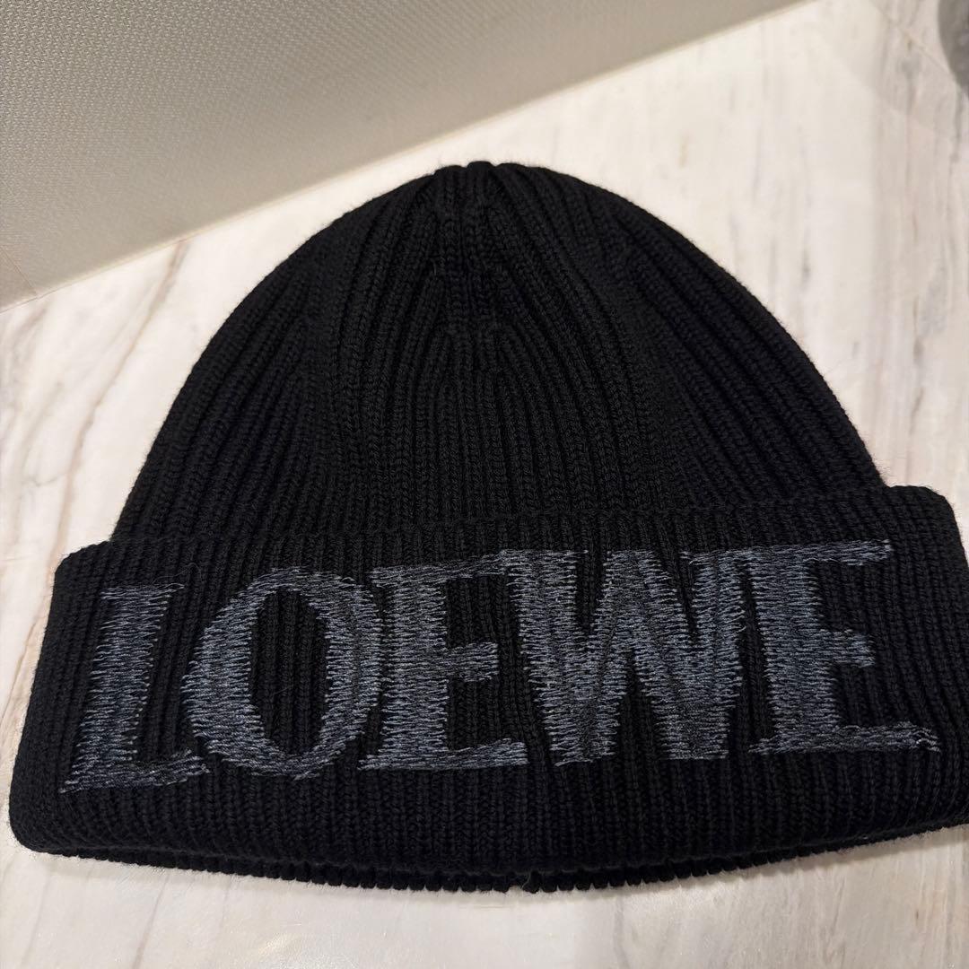 LOEWE ブラック ニット帽