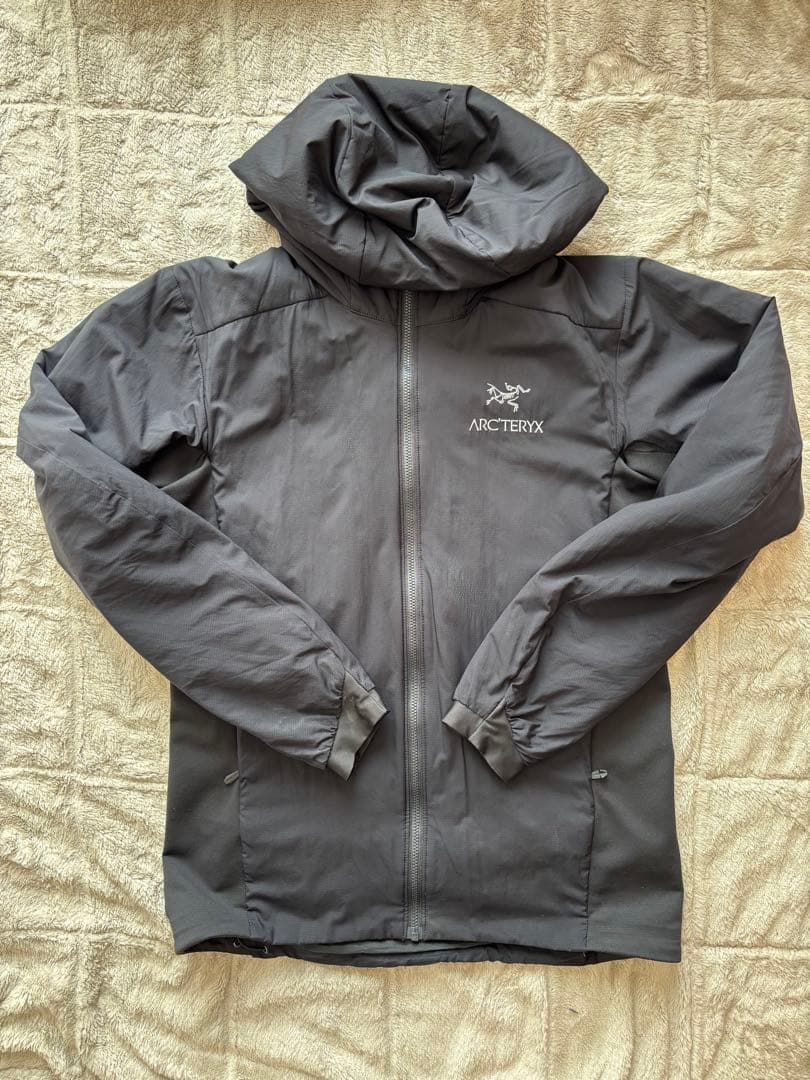 アークテリクス 正規品 アトム フーディ メンズ -Black / XS