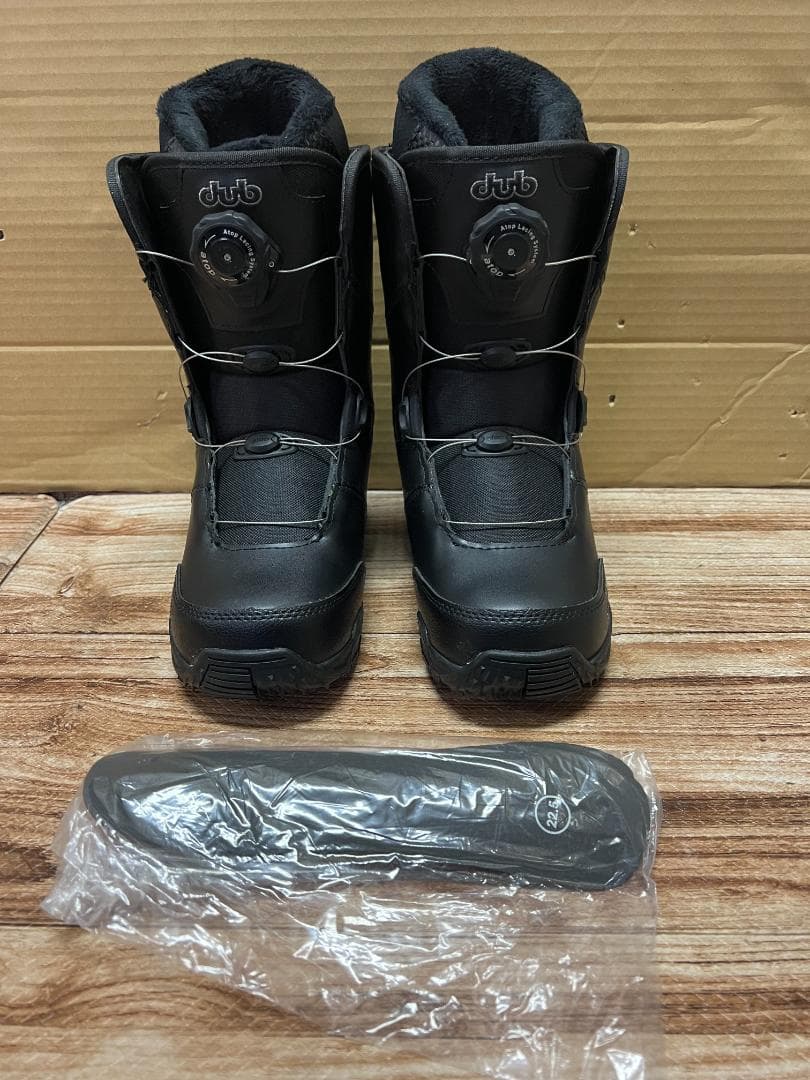 新品・未使用品 DUB 23cm スノーボードブーツ