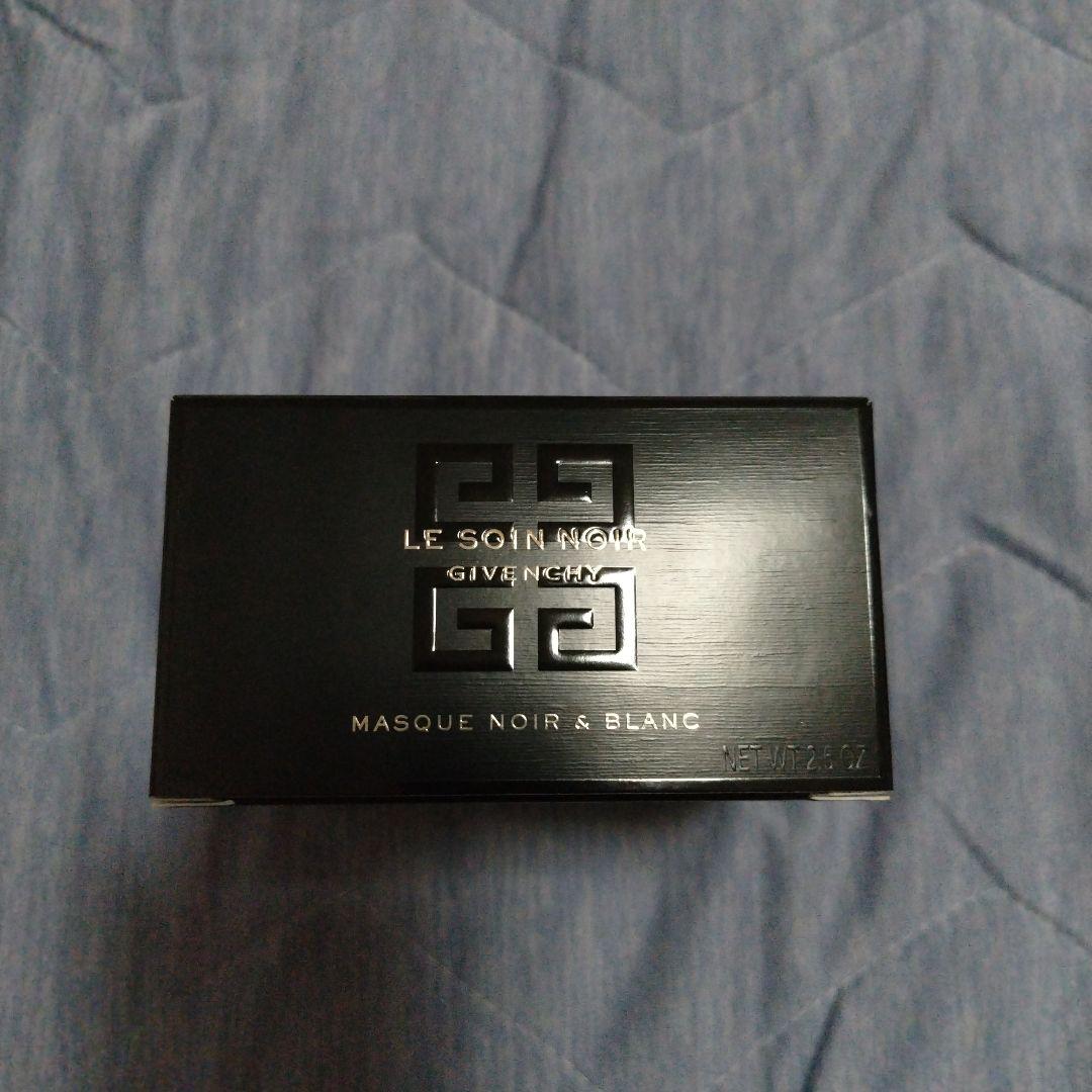 GIVENCHY　ソワン　ノワール　ブラン　マスク