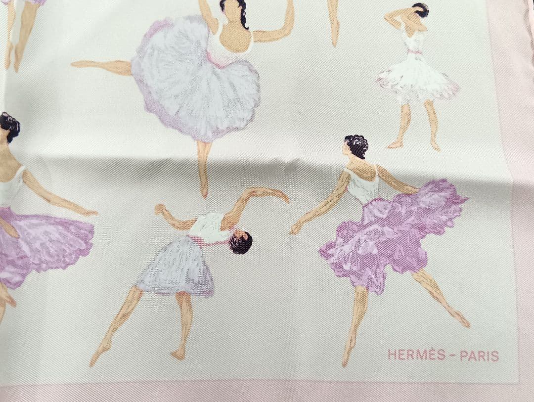265 HERMES エルメス バレリーナ シルク ハンカチ 新品未使用