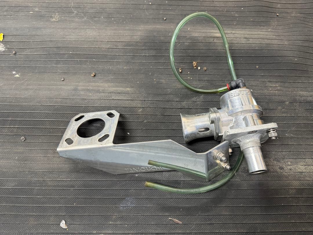 Blitz ブローオフバルブ タニグチ ブローオフマウント