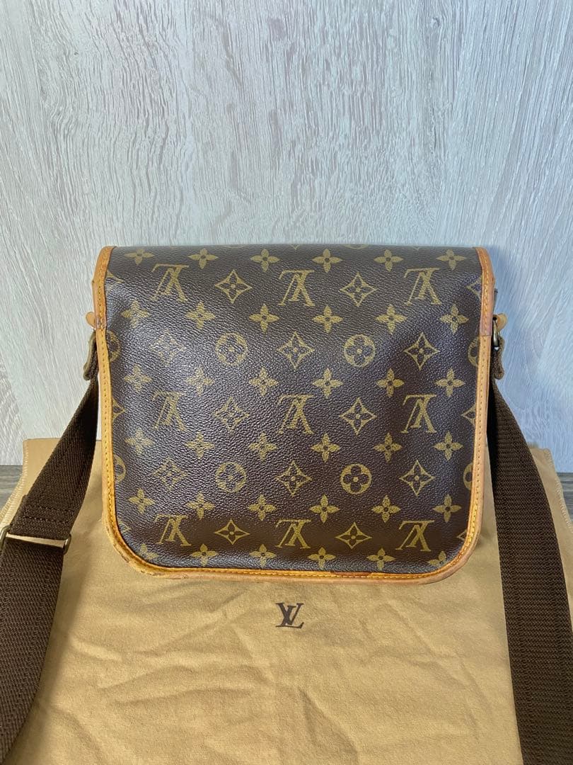 ルイヴィトン　モノグラム　ボスフォール　メッセンジャーバッグ　M40106