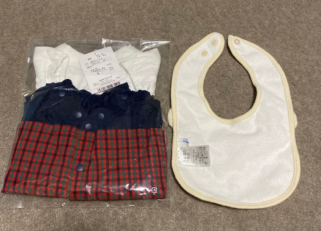 ファミリア ロンパース 半袖 赤チェック 60 スタイ