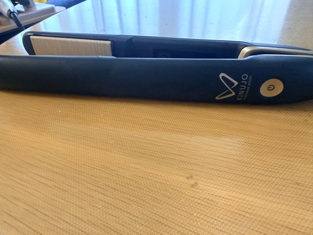 ヘアアイロン KINUJO