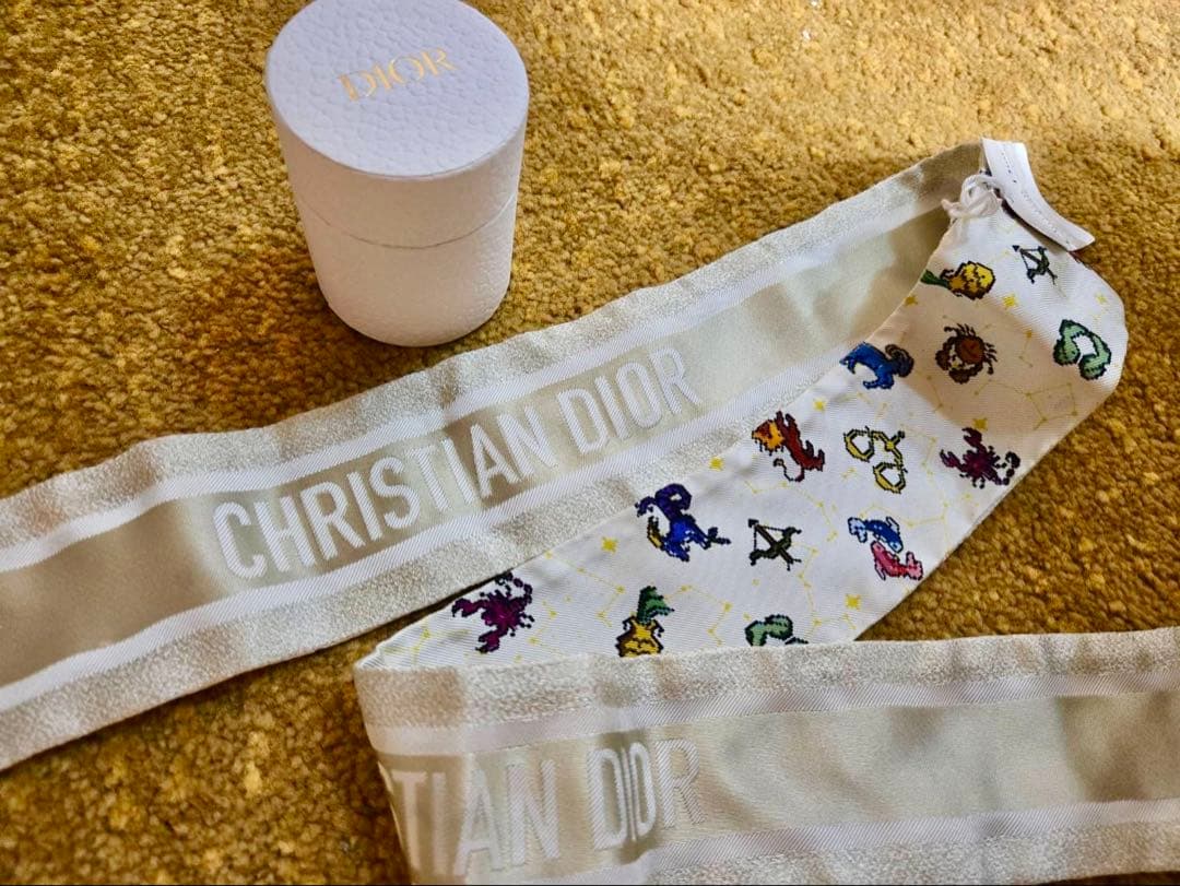 【新品未使用】Christian Dior スカーフ 24PC01061611