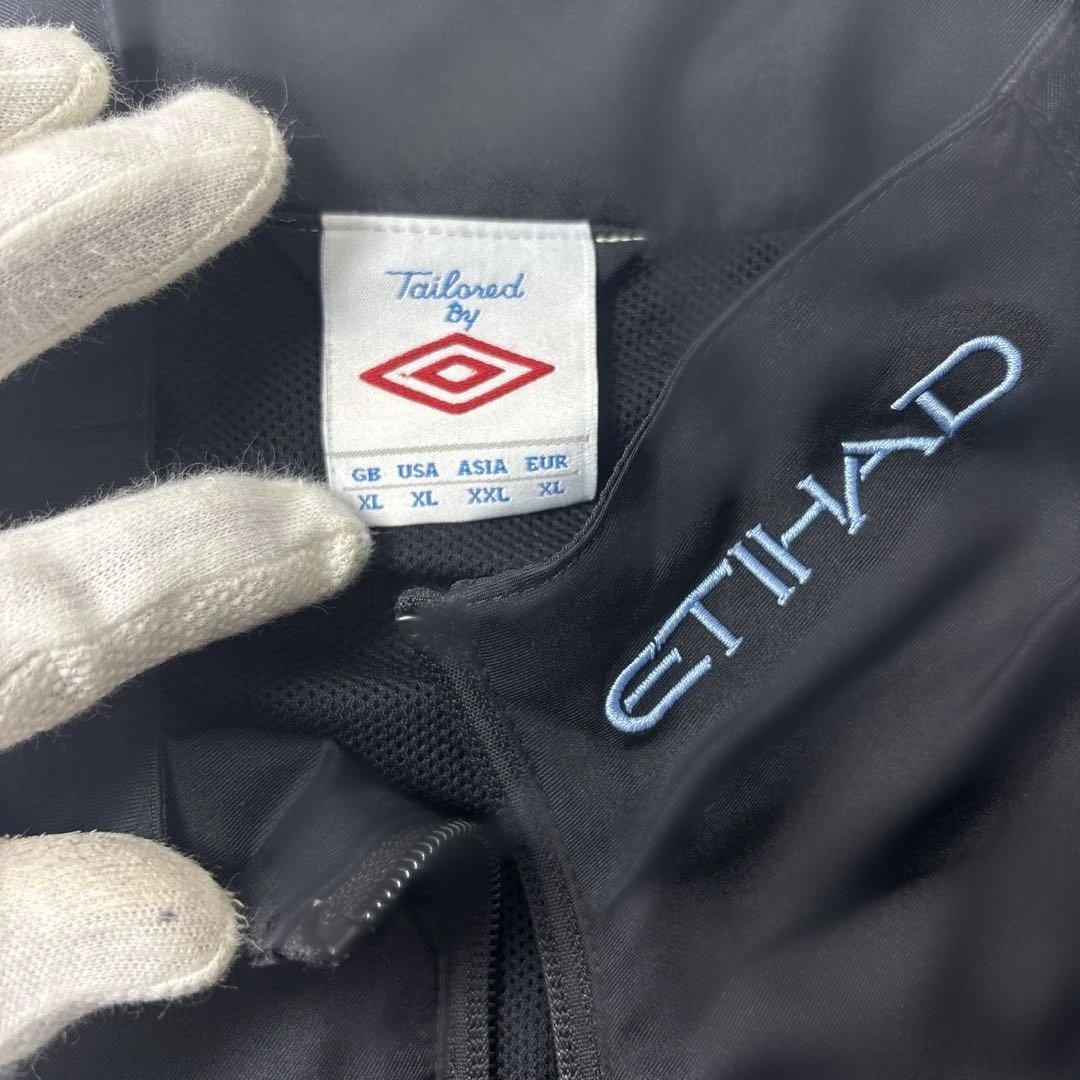 激レア品　アンブロUmbro マンチェスター・シティ ナイロンジャケット　XL