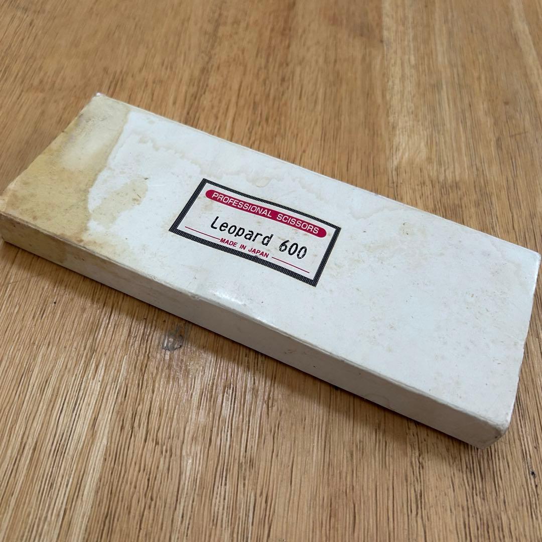 美容鋏 プロ用シザー Leopard600 日本製　新品未使用 美容師用