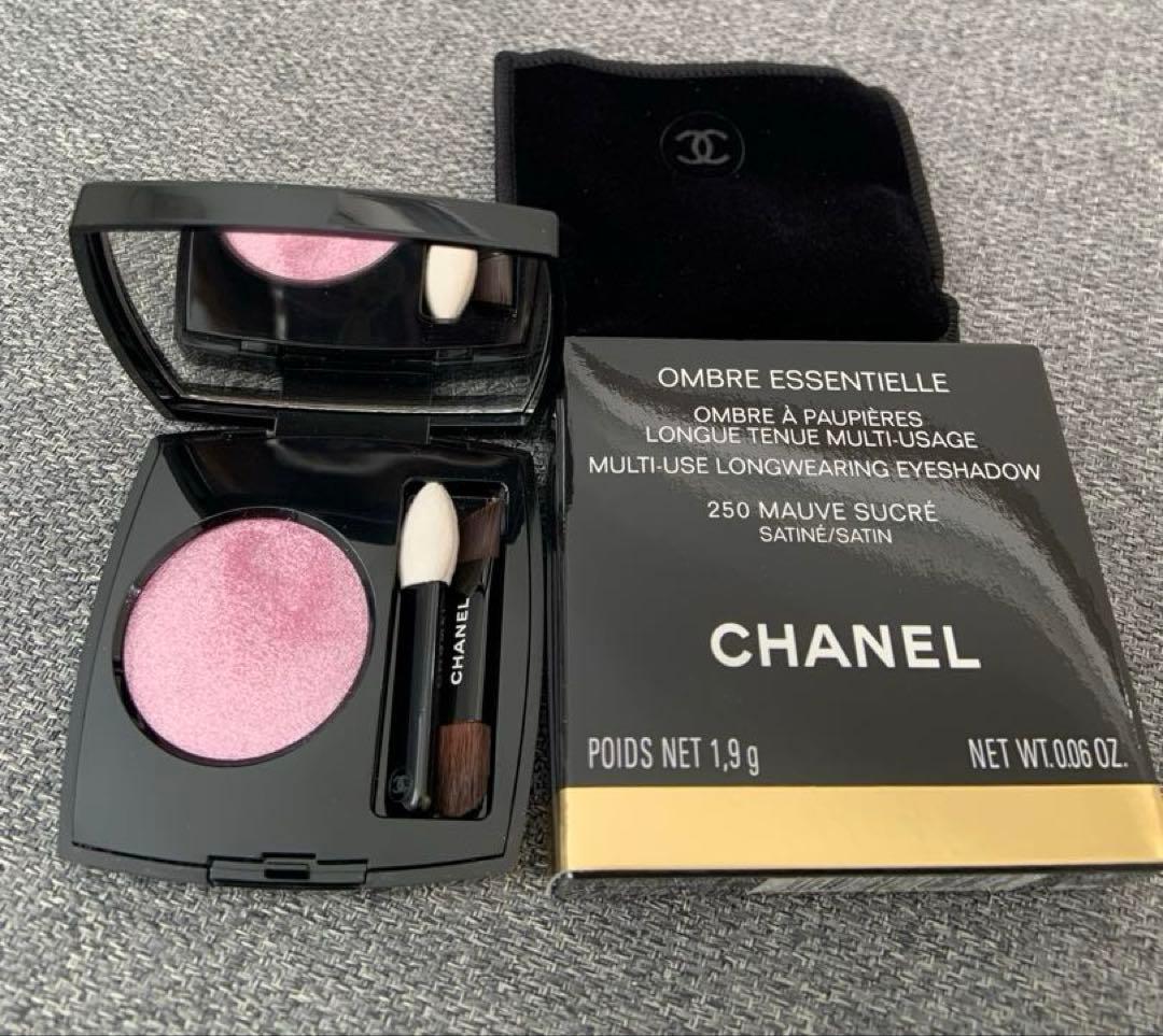 限定品　CHANEL アイシャドウ 250 モーヴ シュクレ