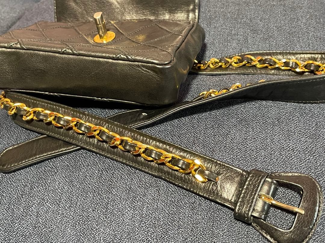 シャネルCHANEL ブラック ウエストポーチバッグ　ヴィンテージ