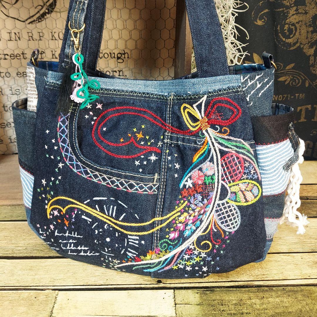 【ぽこぽん】刺繍デニムバック　No.634　デニムリメイク　刺繍バック
